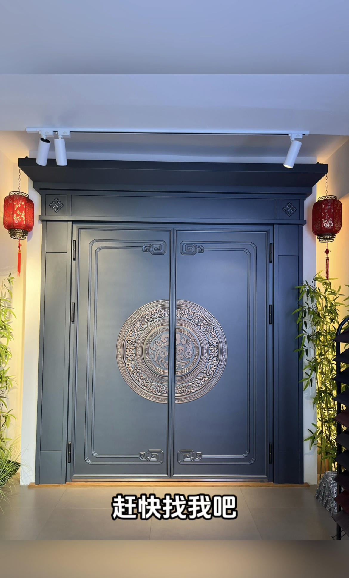 爆款精雕铸铝门